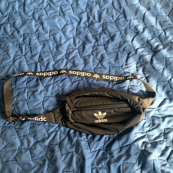 adidas fanny pack - Picture 1 of 1